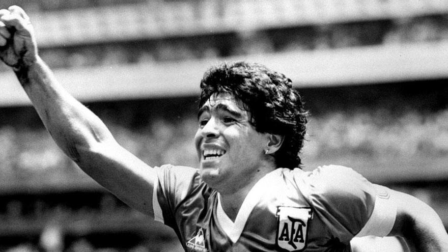 Diego Armando Maradona.