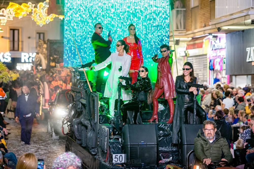 Desfile de carrozas de las fiestas de Benidorm