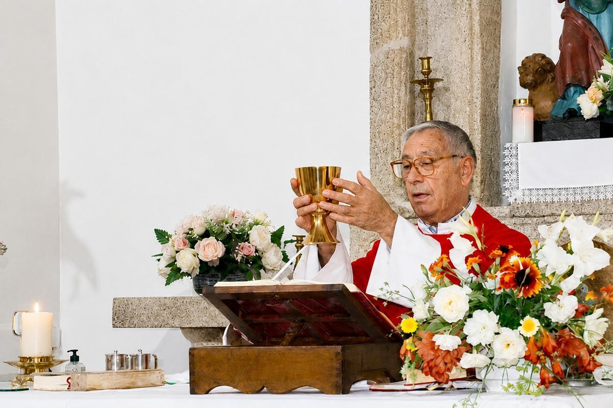 El sacerdote Pablo Cisneros