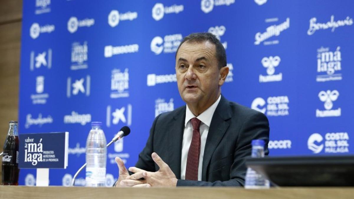 José María Muñoz, administrador judicial del Málaga CF, en rueda de prensa.