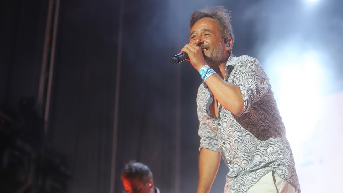 Love of lesbian regresó a Zaragoza por todo lo alto ante un público enfervorecido.