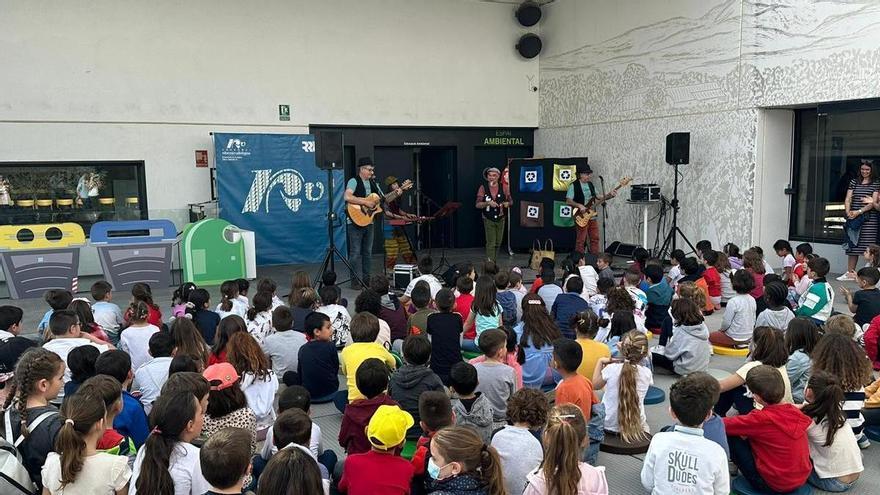 El Consorci Ribera-Valldigna celebra los 20.000 visitantes con un concierto de Dani Miquel