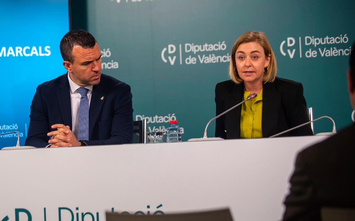 El presidente de la Diputación, Vicent Mompó, con la viceprsidenta, Natalia Enguix.