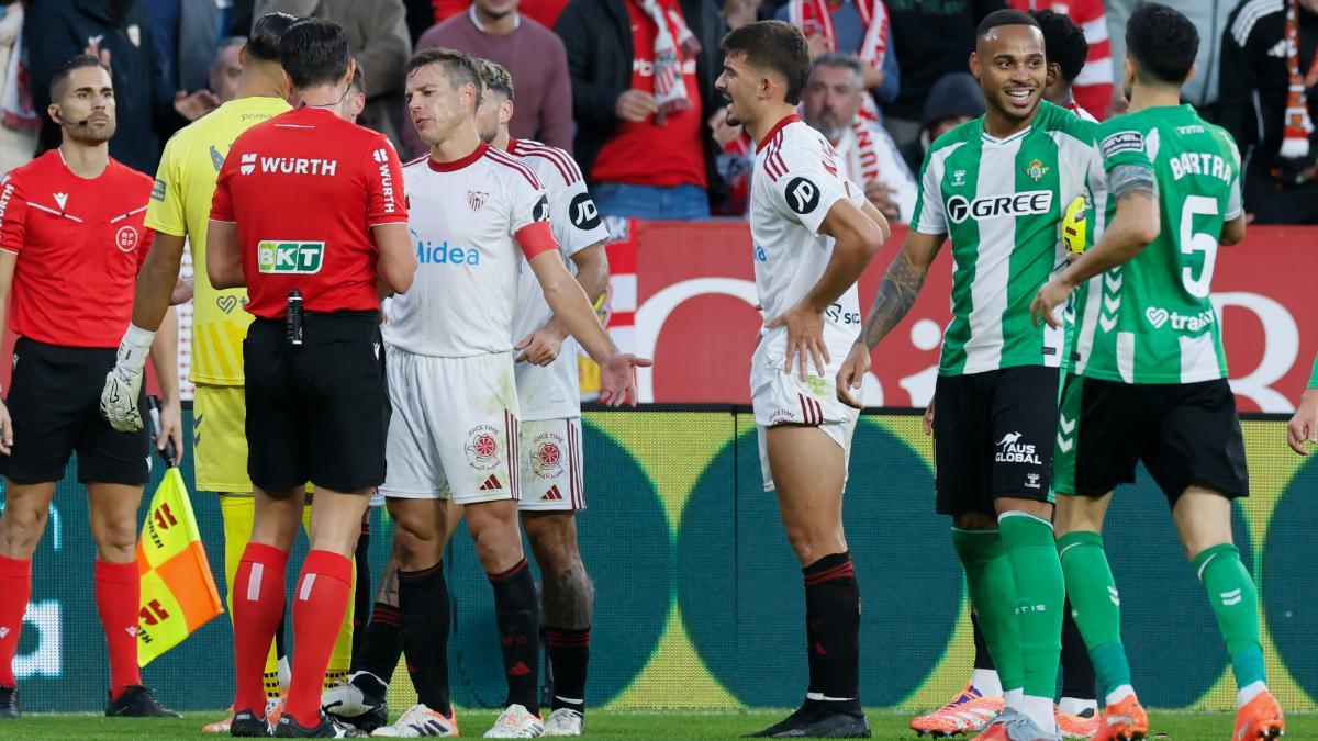 Pellegrini: "Los incidentes son lamentables"