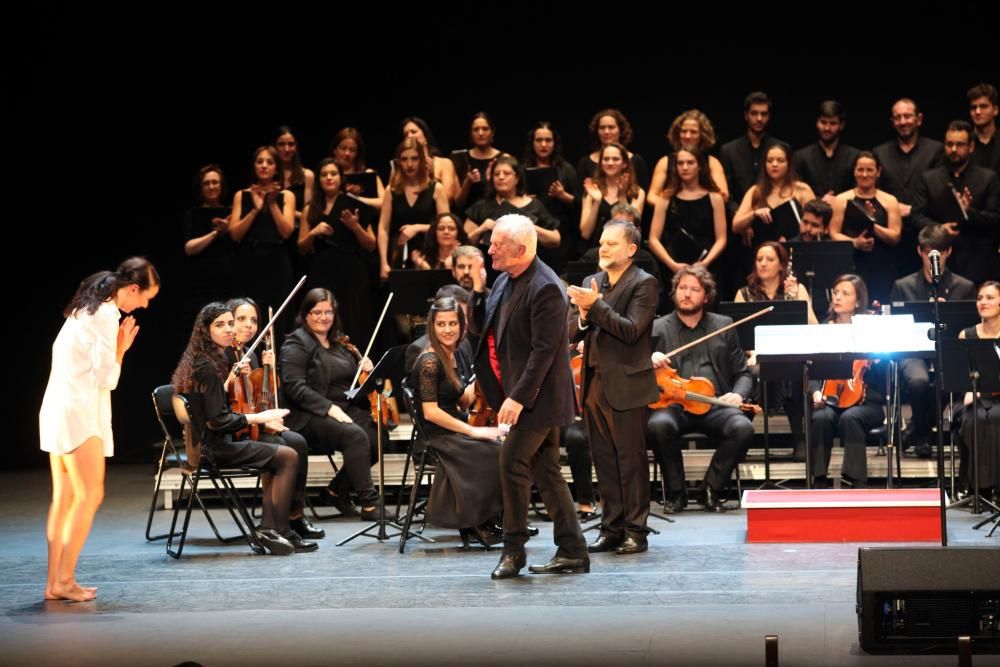 Actuación en el Jovellanos de Víctor Manuel con  la Orquesta de Siero, "El León de Oro", Dana Raz y Andreas Prittwitz