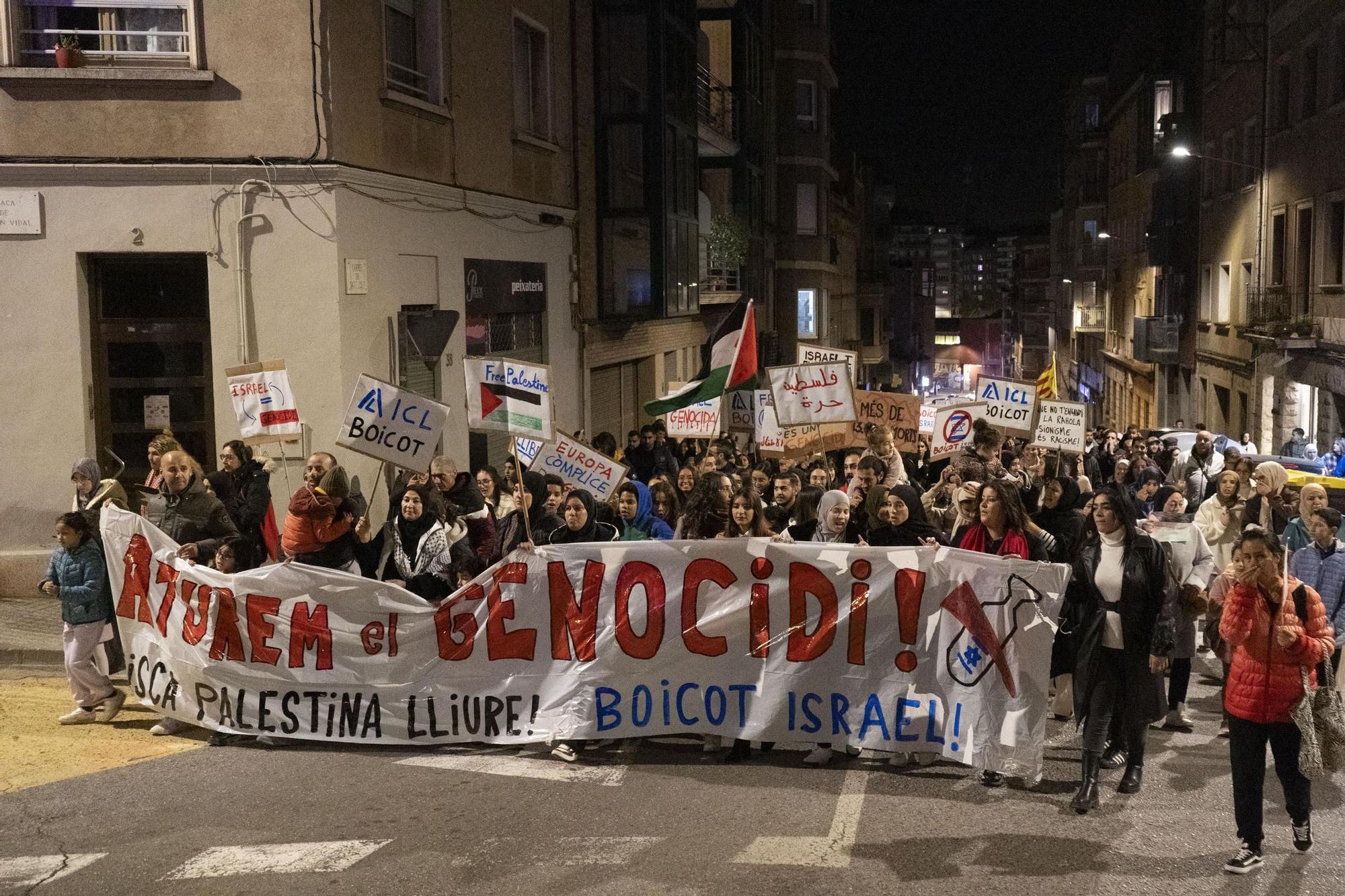 Les imatges de la manifestació a favor de Palestina a Manresa