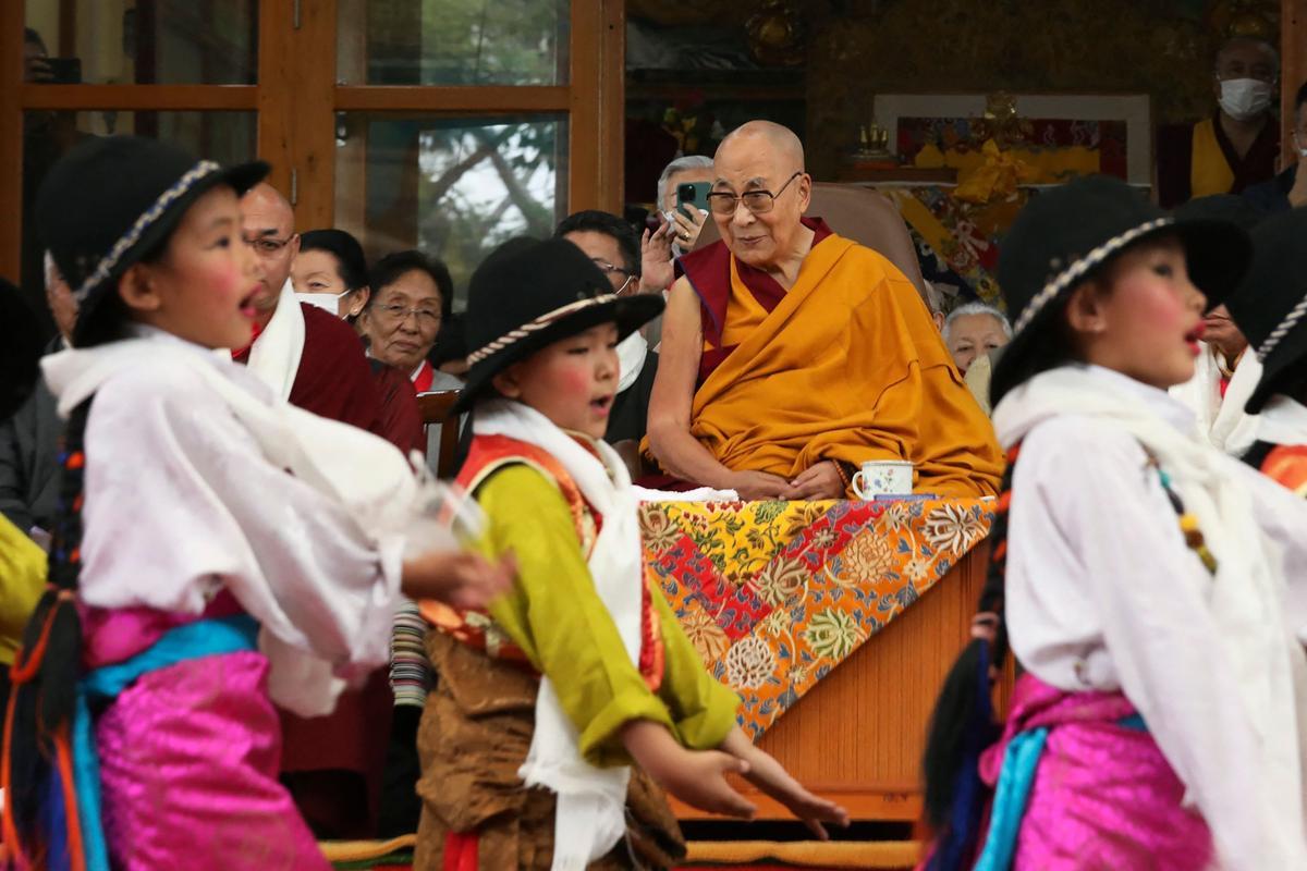 Nepal celebra el 88 cumpleaños del Dalái Lama