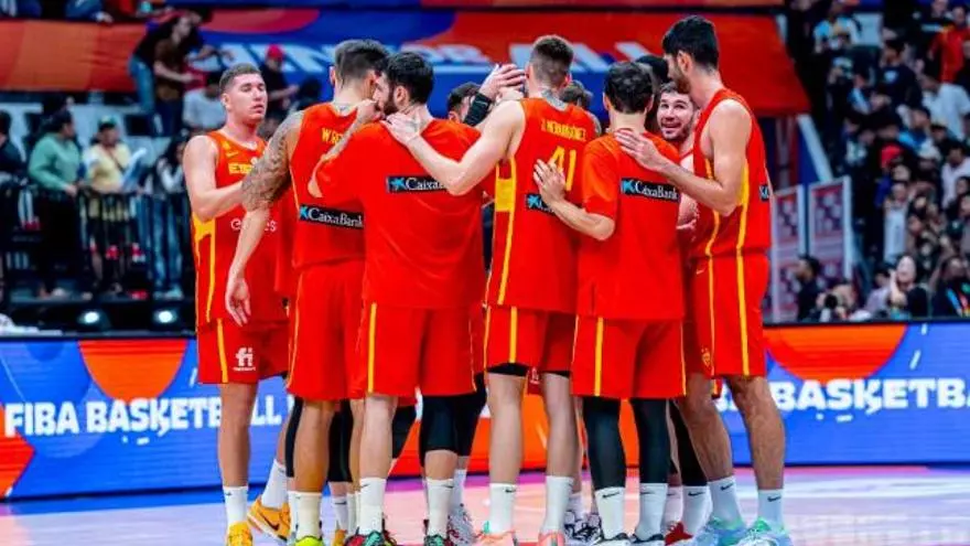 El bonito gesto de los jugadores de la selección de baloncesto con Ricky Rubio