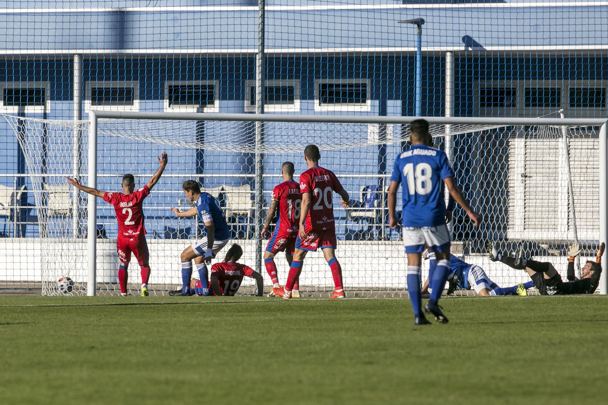 Las mejores imágenes de los partidos del Vetusta, Sporting B y Lealtad