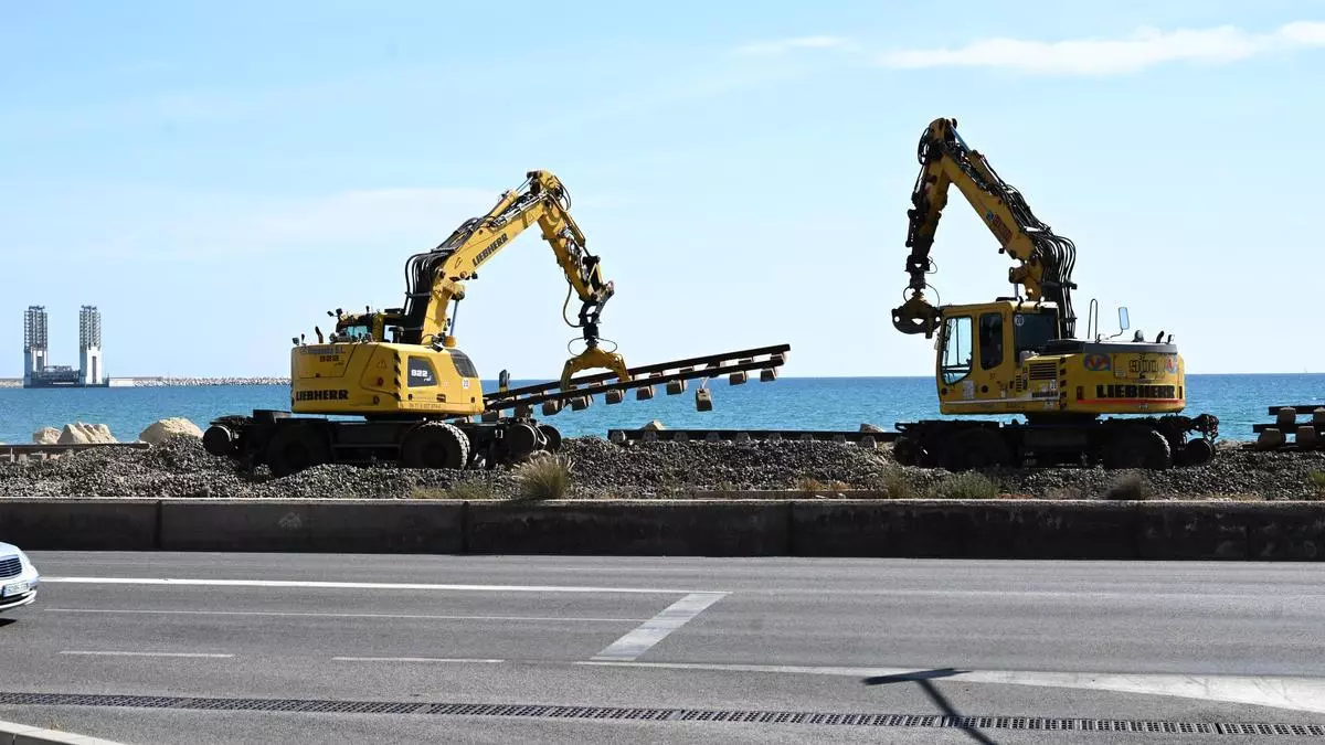Arrancan las obras que dejan a Alicante sin servicio de Cercanías con Elche y Murcia los dos próximos fines de semana