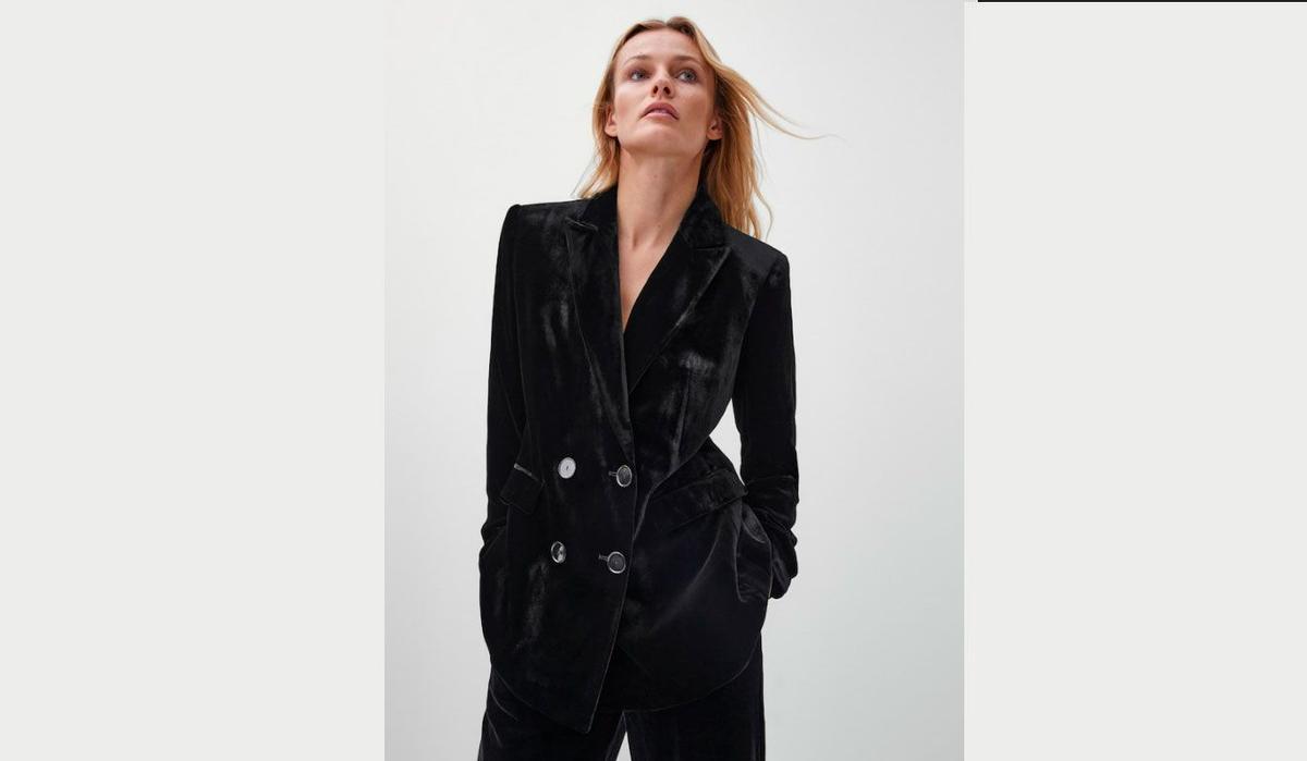 Ficha las chaquetas estructuradas que merecen la pena en rebajas - Woman