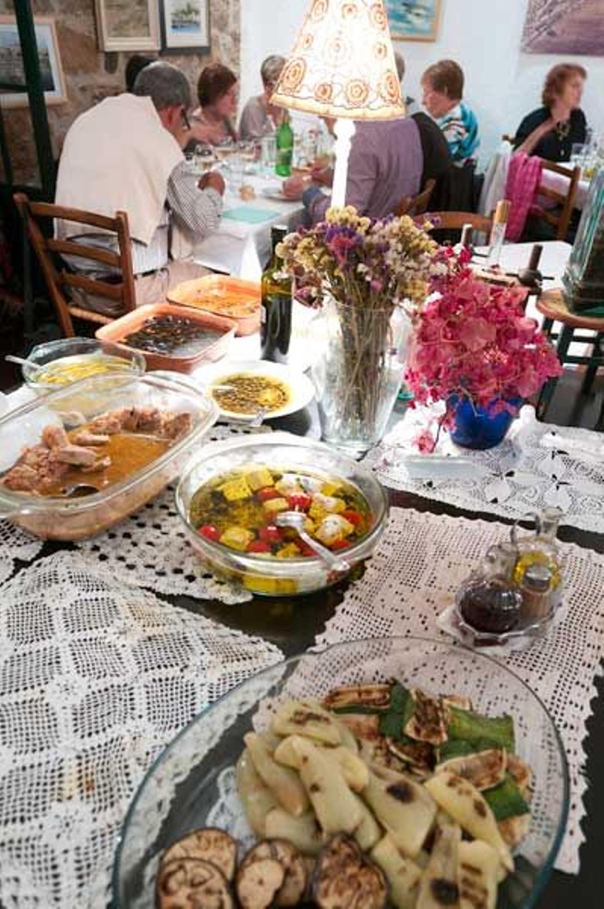 Platos típicos en el restaurante Sperun.