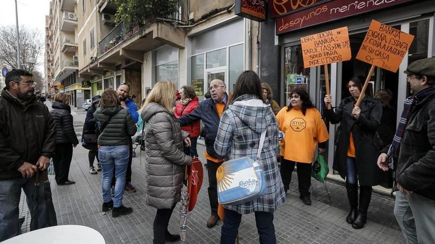 Protesta de la PAH Mallorca contra Bankia