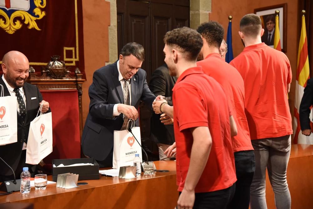 Celebració de l'ICL Manresa a la plaça Major