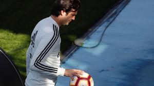 Santiago Solari en el entrenamiento de este sábado del Madrid.