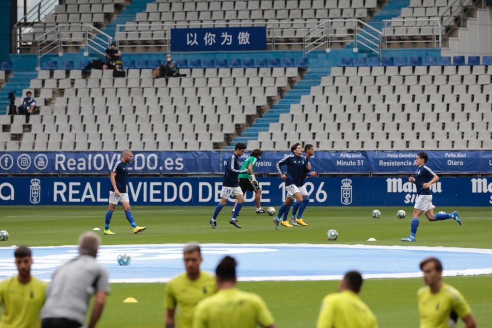 Los jugadores, durante el calentamiento