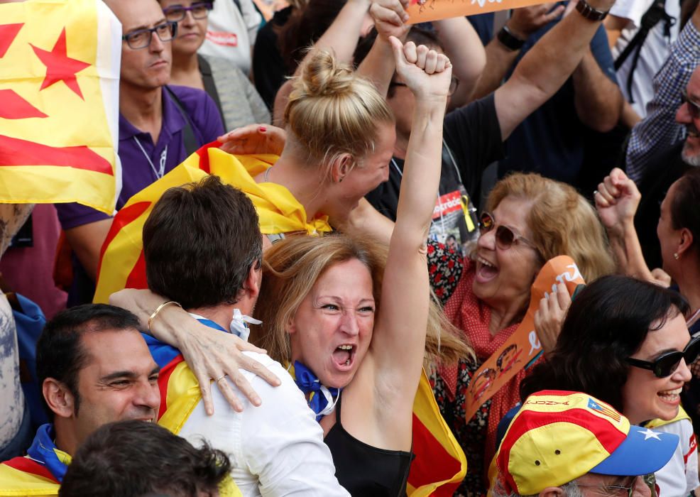 Concentraciones en los exteriores del Parlament