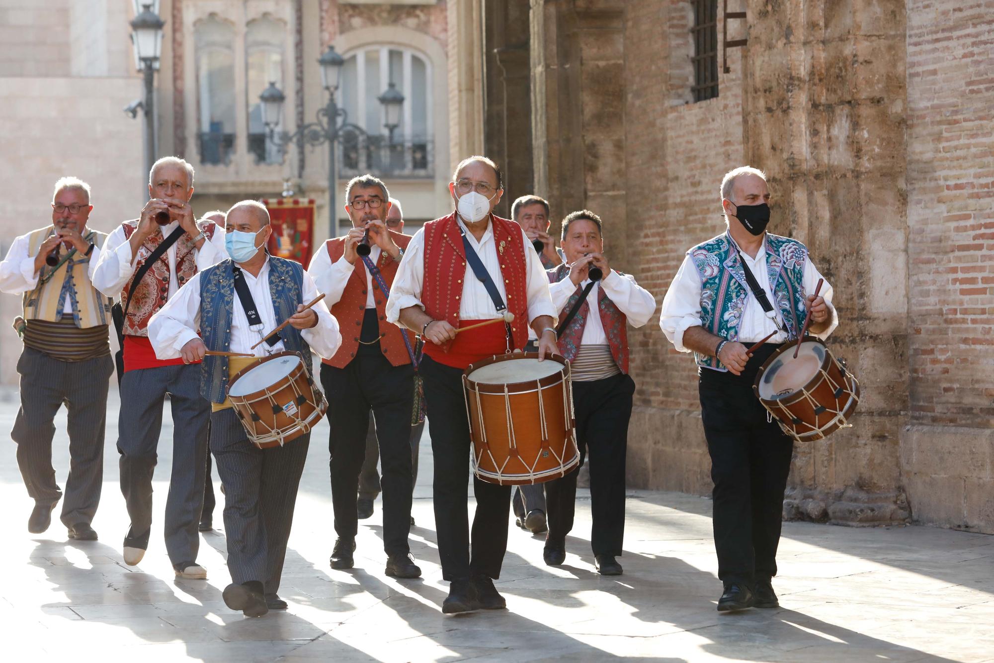 Búscate en el segundo día de Ofrenda por las calles del Mar y Avellanas entre las 9:00 y 10:00 horas