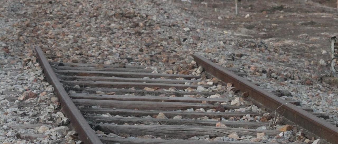 Viejas vías del tren Ruta de la Plata