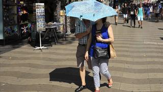 La Generalitat activa la alerta por una ola de calor en Catalunya: se pueden superar los 40 grados