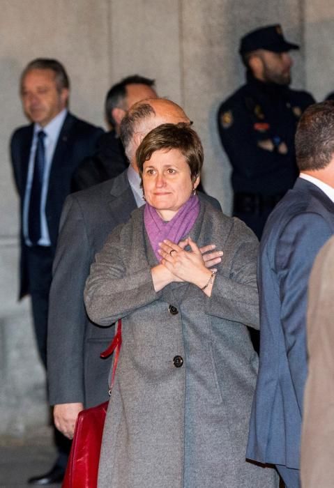 Forcadell i els membres sobiranistes de la Mesa del Parlament declaren al Suprem