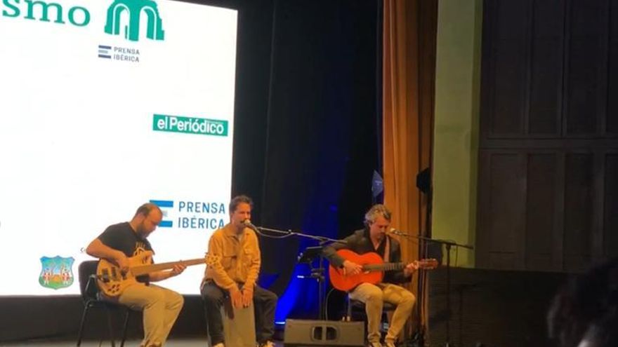Magnífica versión del grupo de Vuelo, de El Desván del Duende