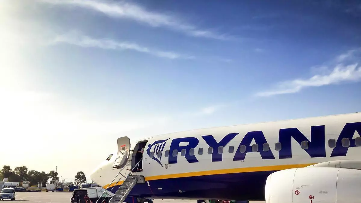 Cambios en el aeropuerto de Zaragoza: Wizz Air desafía el dominio de Ryanair tras el recorte de vuelos