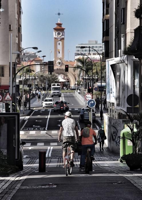 Paseo por Santa Cruz en la desescalada.