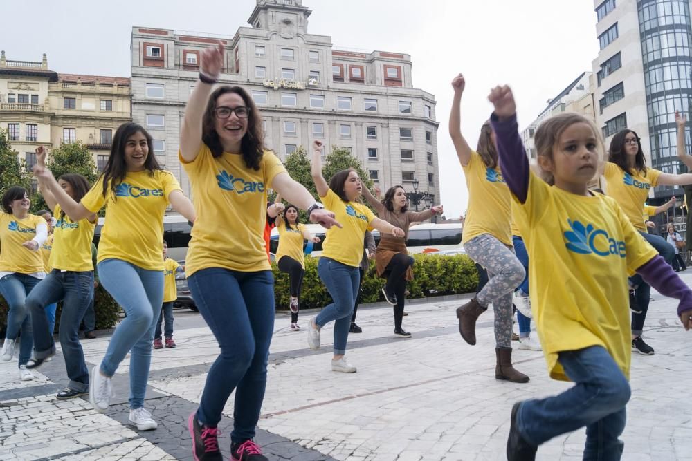 Flashmob para apoyar a la Asociación Galbán