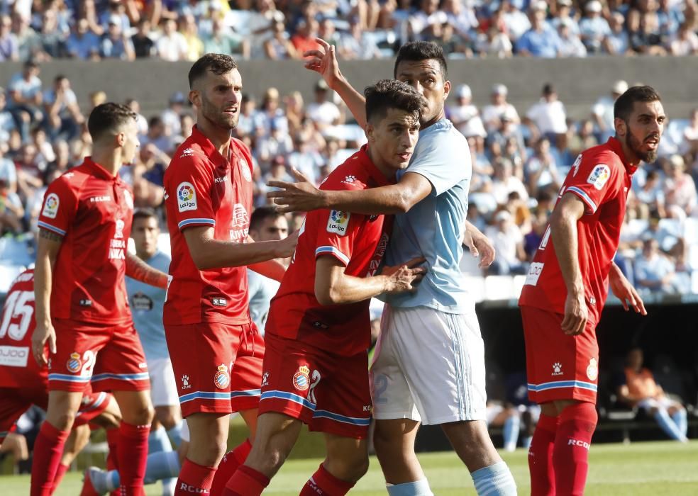 Las mejores fotografías del primer partido de Liga que midió a celestes y a pericos en Balaídos.