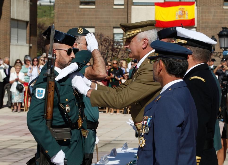 Acto del Día de la Hispanidad en el cuartel de El Rubín, en Oviedo