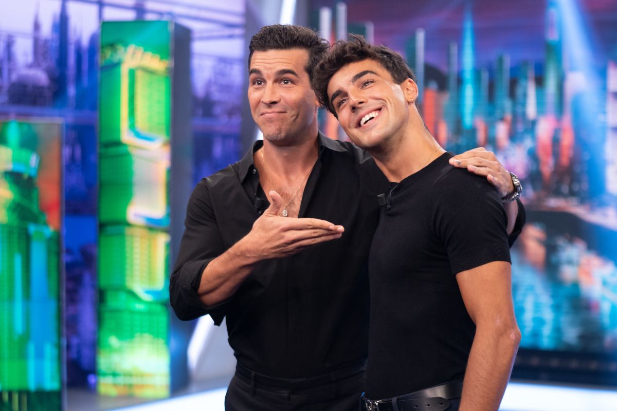 Mario Casas y Óscar Casas