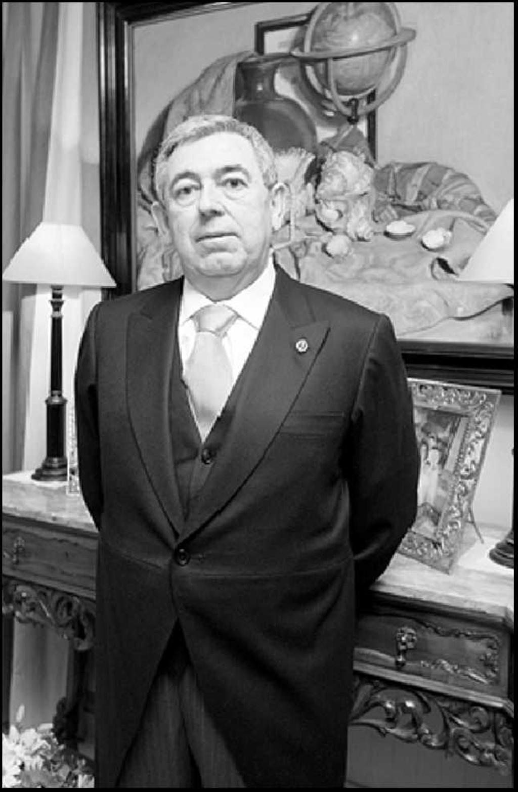 Hernández Haba, nuevo académico de Medicina