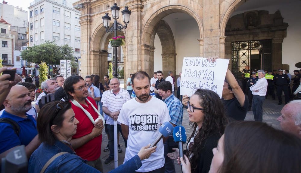 Bronca taurina en el pleno de Castelló