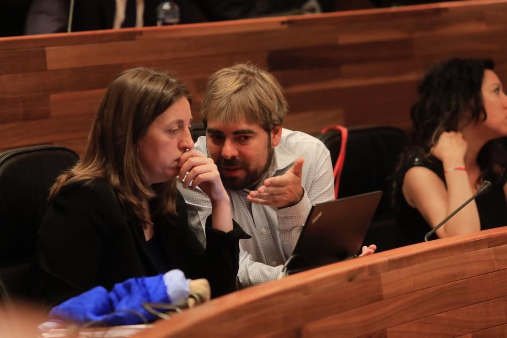 Segunda sesión del pleno de investidura en la Junta.