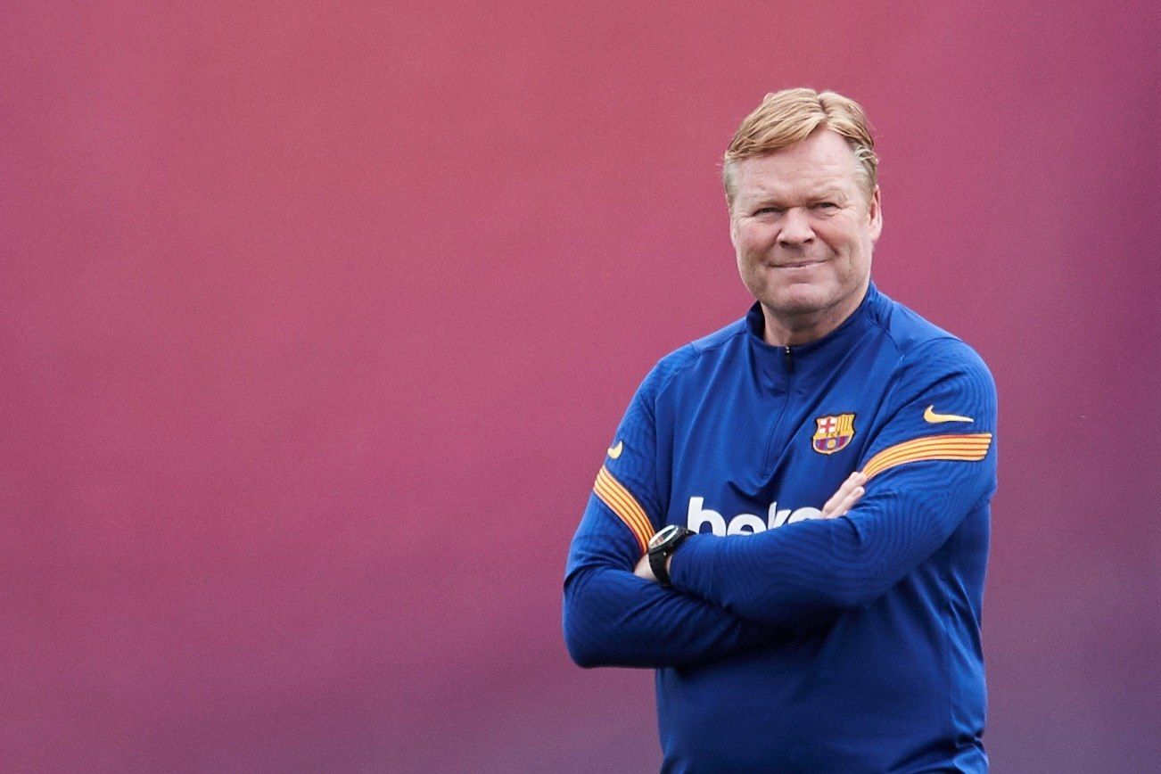 Koeman, en el último entrenamiento del Barça antes de jugar en el campo del Levante.