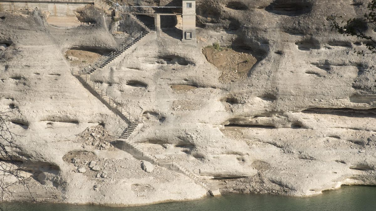 La sequía fuerza a autonomías y municipios a restringir el consumo de agua