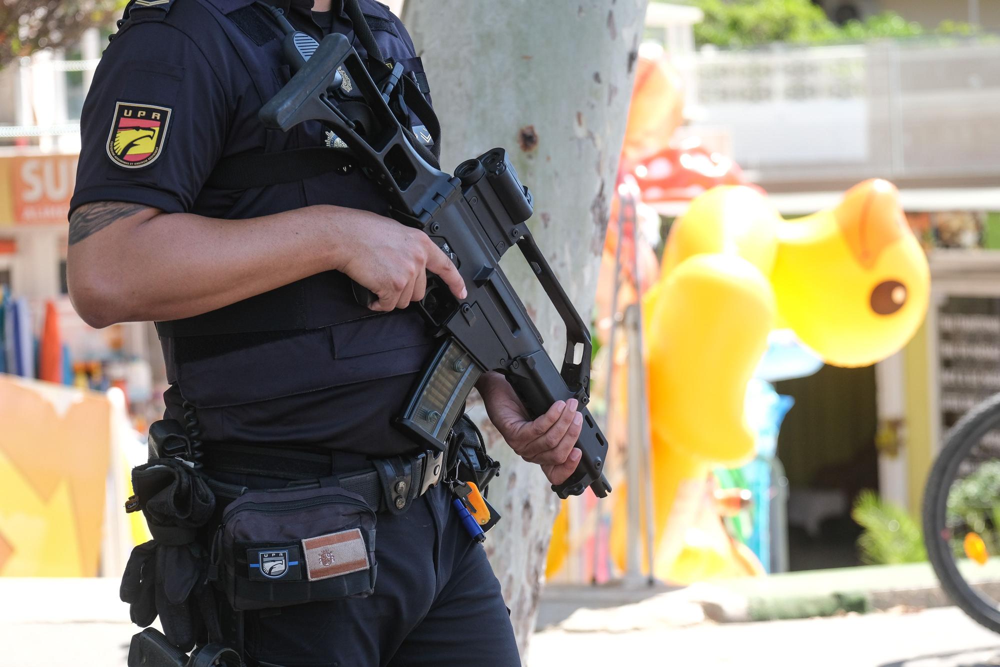 Así ha sido la exposición de medios de la Policía Nacional en Benidorm