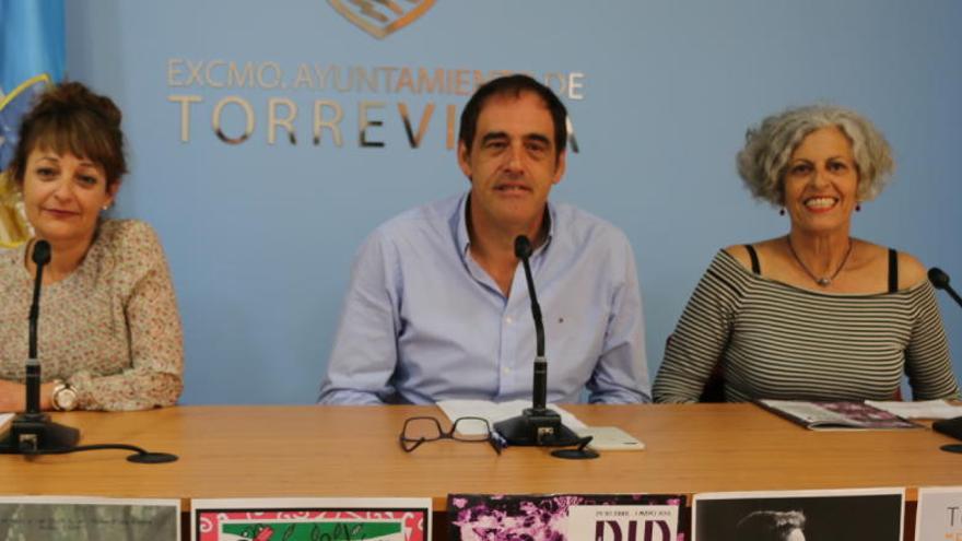 Presentación de Carolina Martínez, Alejandro Blanco y Arantxa Blanco