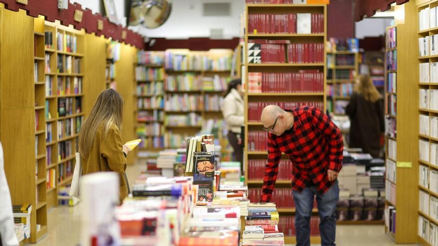 La venta de libros subió hasta junio un 3,9 % y puede alcanzar los 1.300 millones en 2026