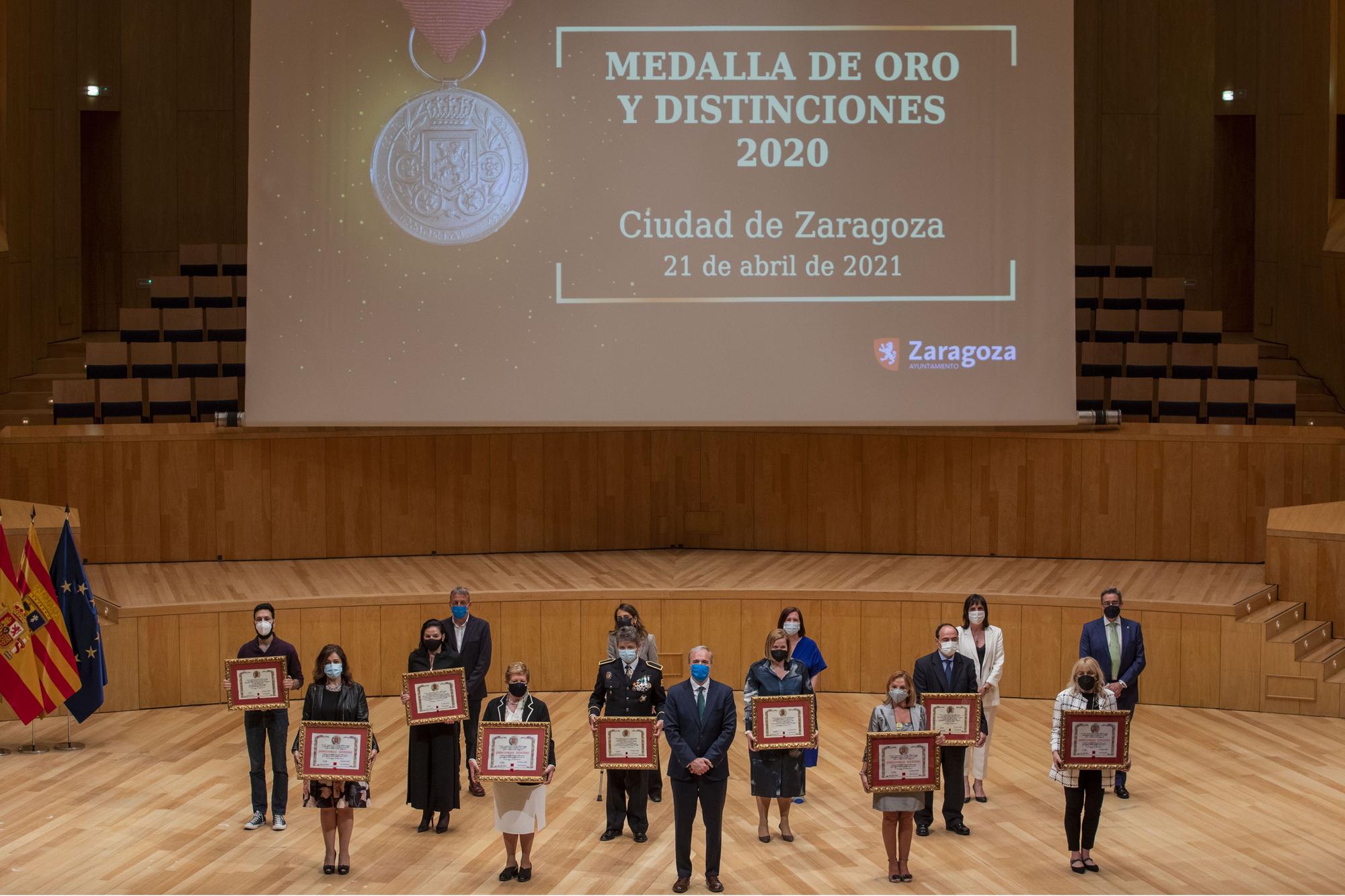 MEDALLAS DE ORO.jpg