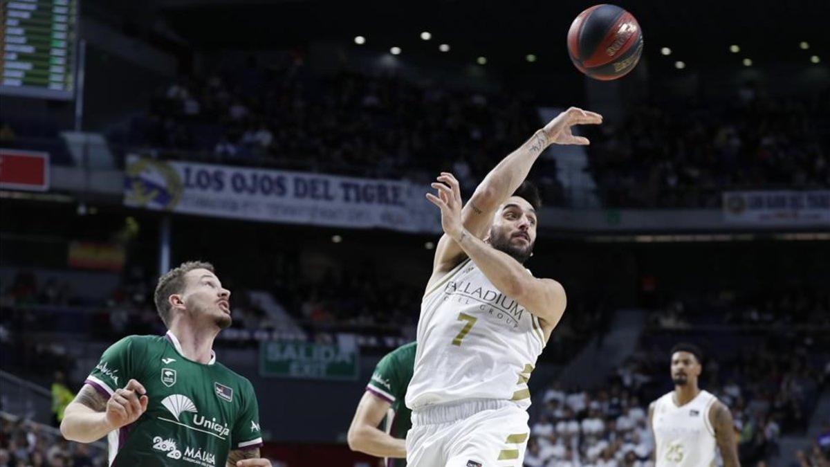 Unicaja y Real Madrid se miden por el título copero