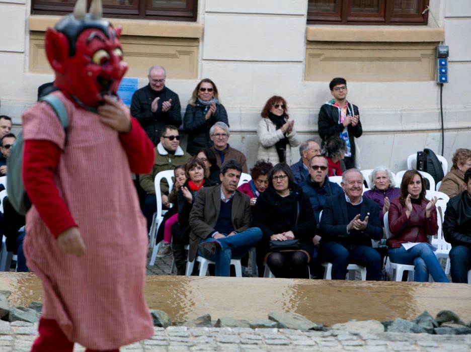 La Diputación de Alicante celebra la convivencia entre valenciano y castellano