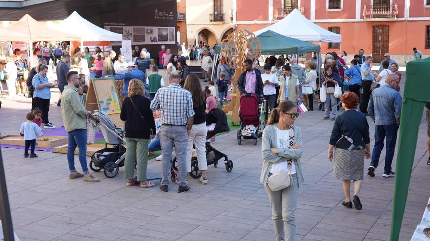 Las imágenes de la feria de agroecología y consumo responsable de Vila-real