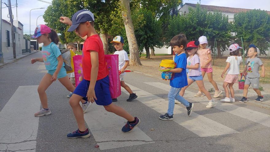Las ludotecas rurales acogen a 80 niños de las pedanías de Badajoz en lo que va de verano