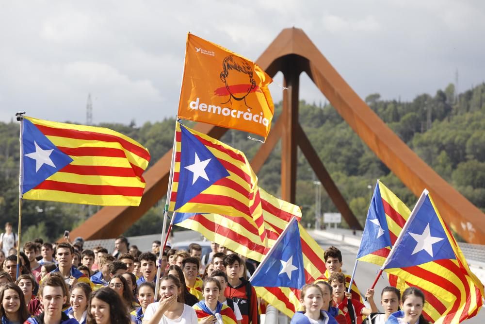 Manifestació d''estudiants de secundària a Girona