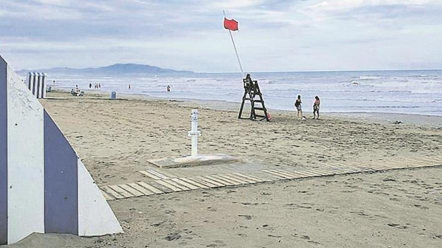 Bandera roja en muchas playas de la provincia