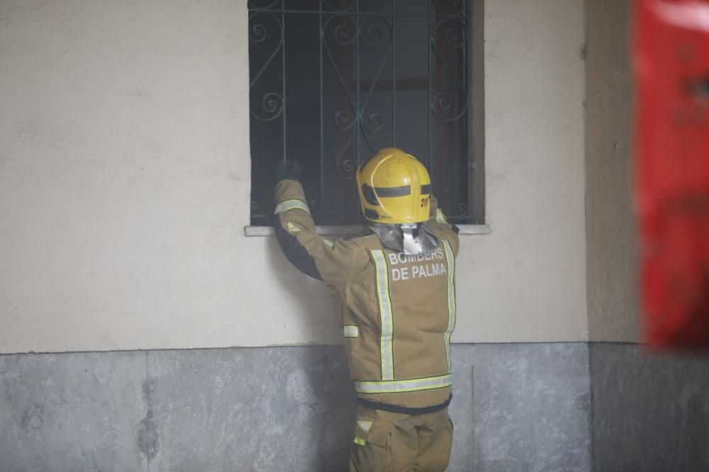 Alarma por un incendio en el Hospital General de Palma