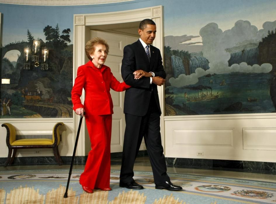 La ex primera dama de Estados Unidos, viuda de Ronald Reagan, ha fallecido a los 94 años. Ocupó la Casa Blanca de 1981 a 1989.