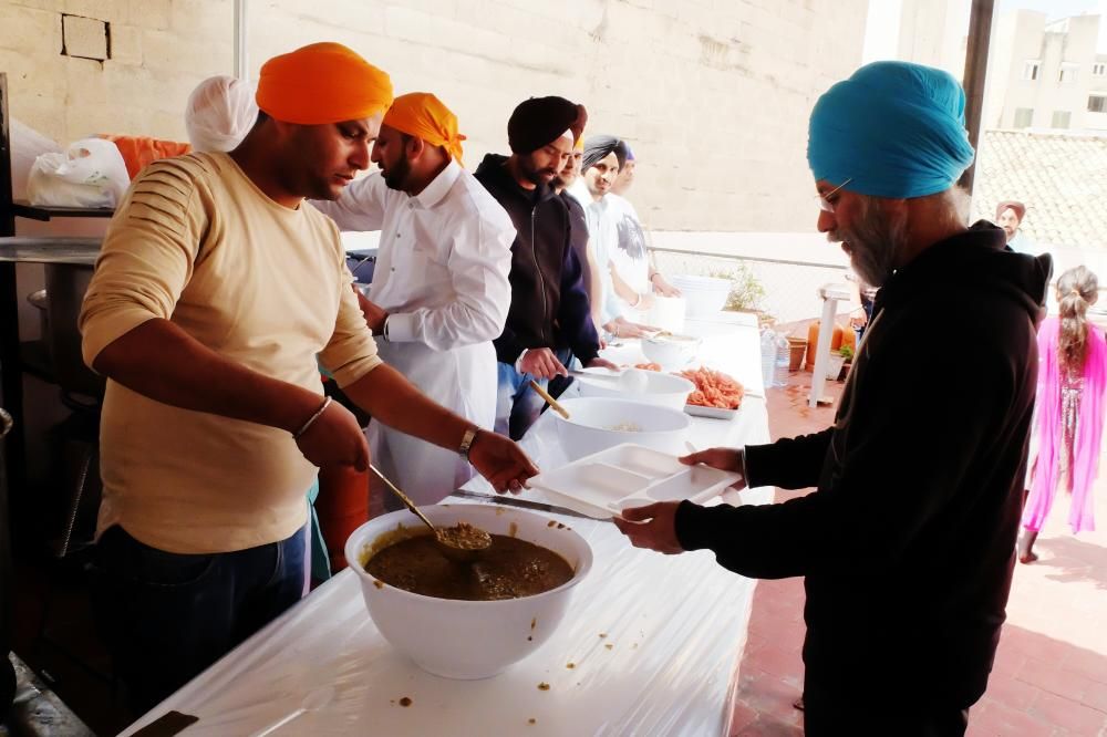 La comunidad sij celebra la fiesta del Vaisakhi